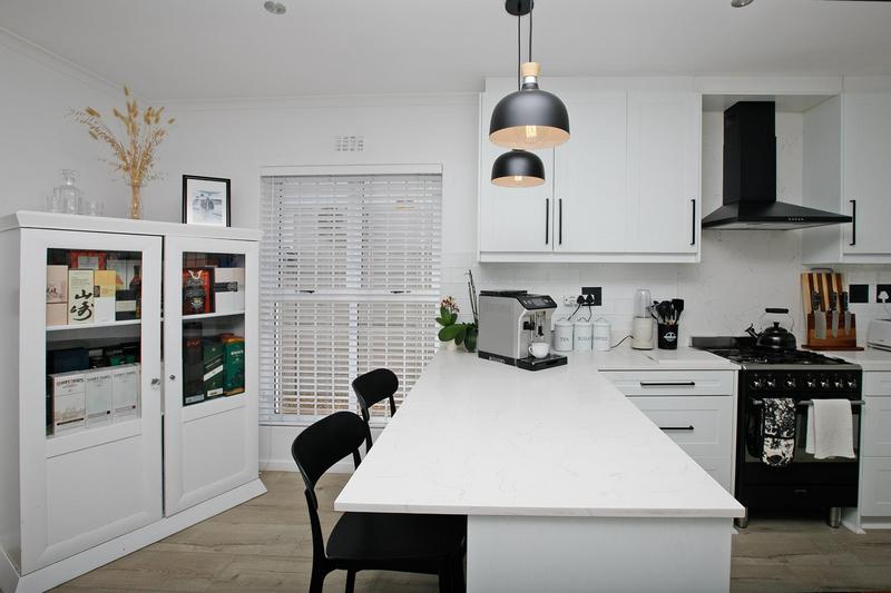 3 Bedroom Property for Sale in Sunningdale Western Cape